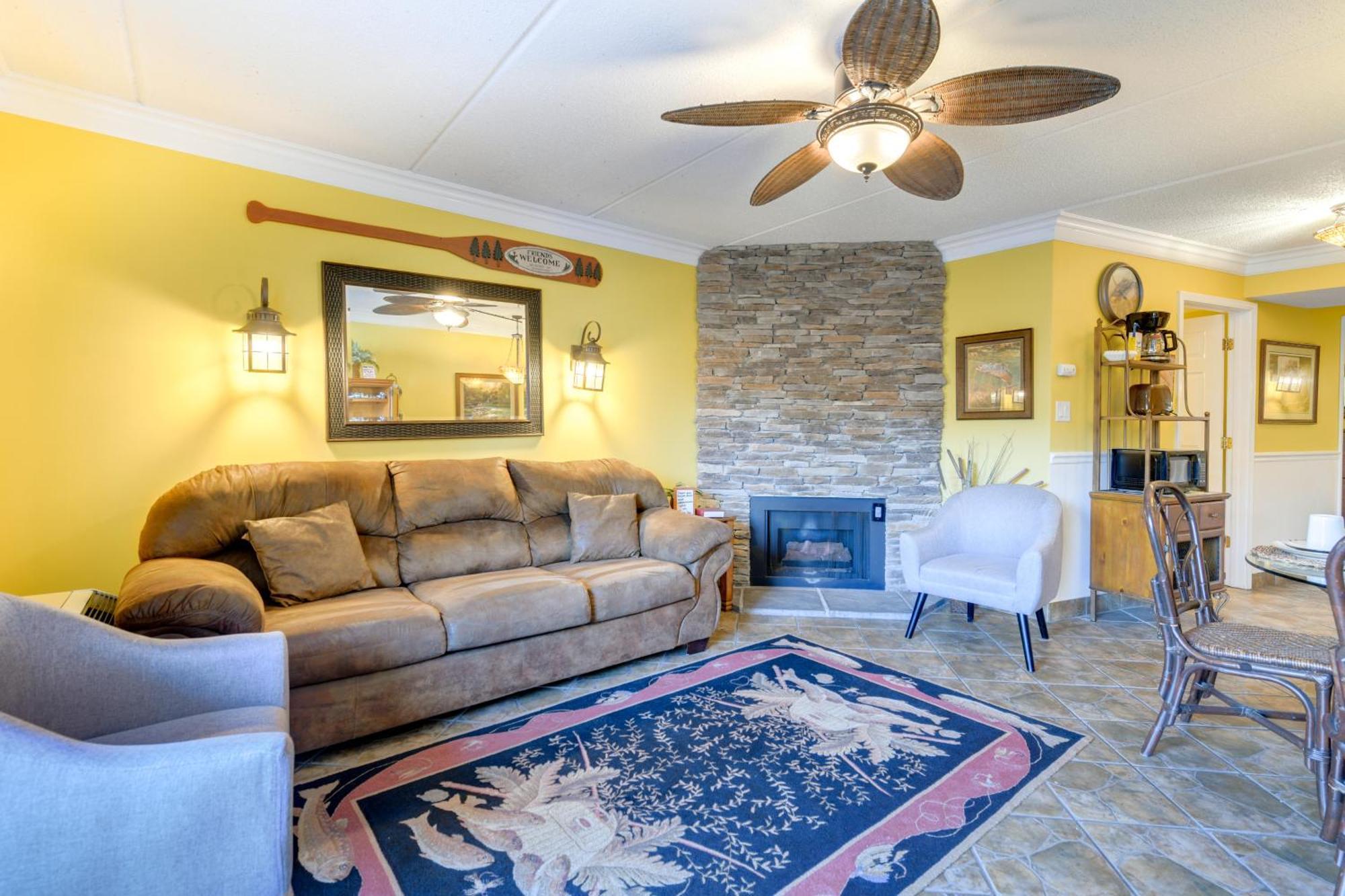 Downtown Gatlinburg Condo With Community Pool! Extérieur photo